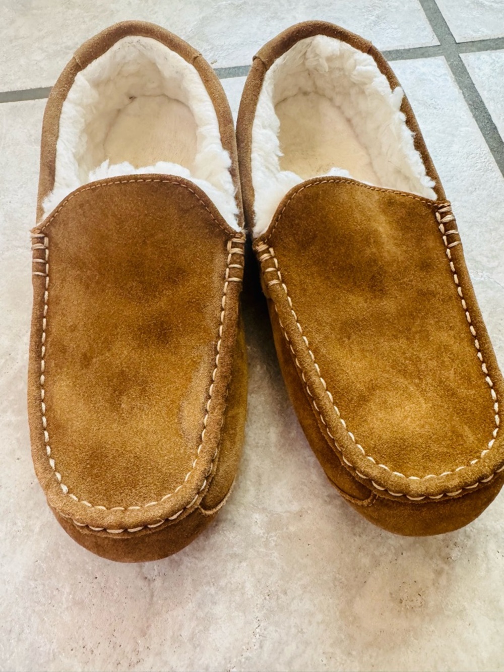Koolaburra by UGG Men’s Tipton Suede Slipper Moccasins - Chestnut - Size 11 - Picture 2 of 7